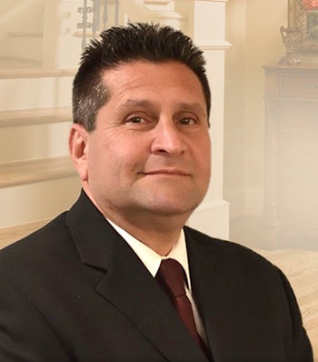 Portrait of John Guastella, NYS Licensed Real Estate Associate Broker. Fluent in English & Italian.