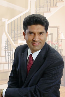 Portrait of Dil Gillani, Licensed Real Estate Broker/Owner